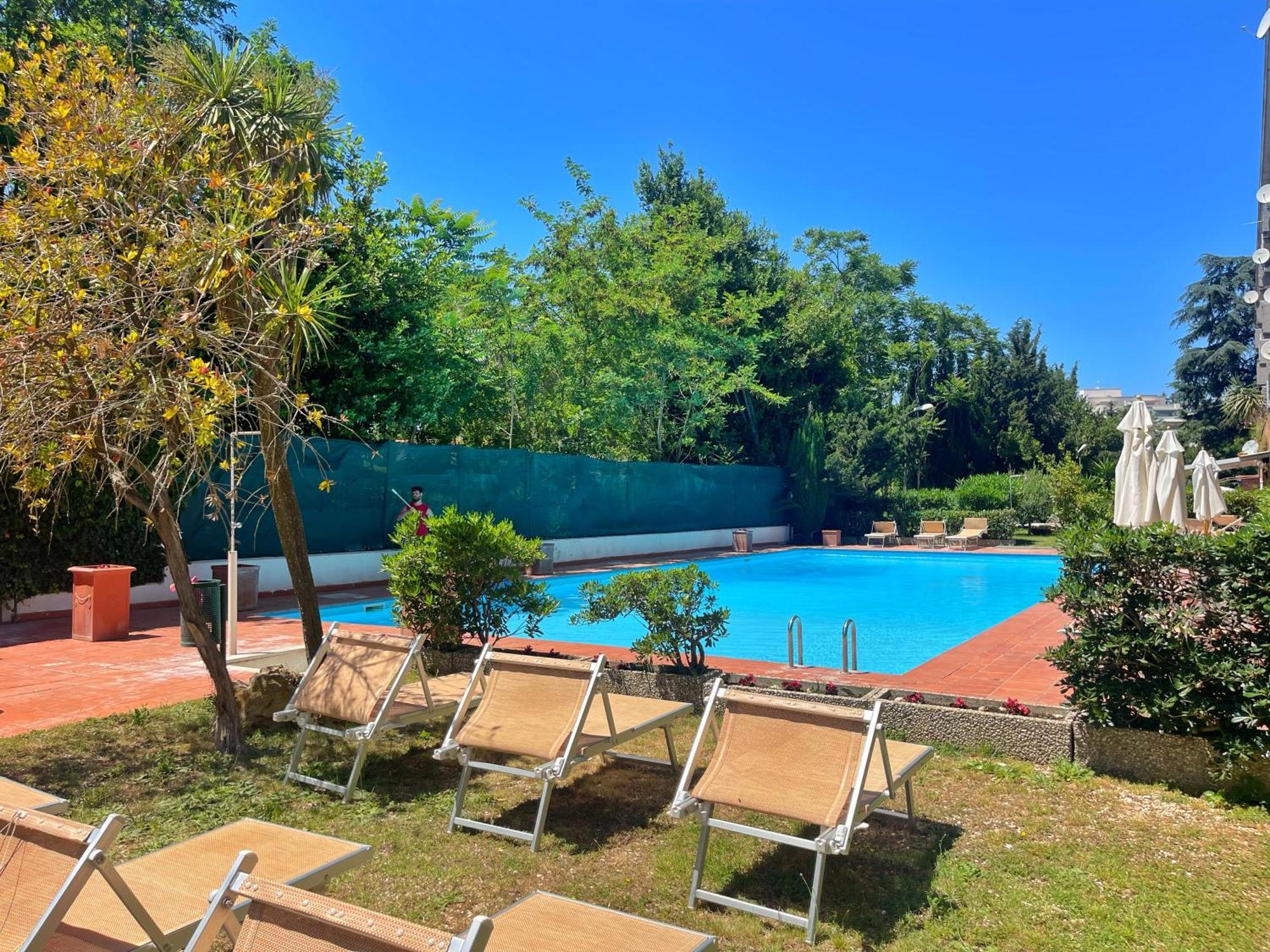 Modern Apartment 10 Min Vatican Parking&Pool Rom Exterior foto